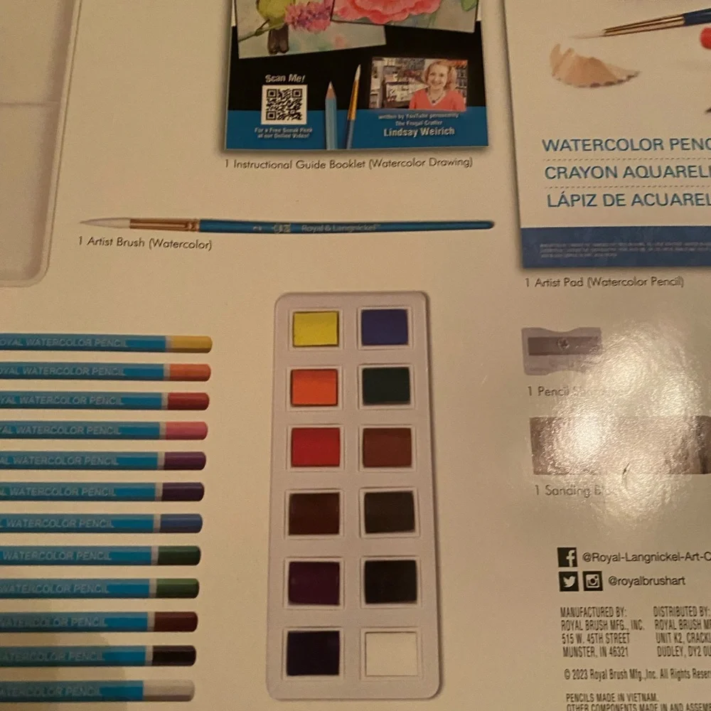 Watercolor Drawing Art Set with Pencils and Paints brand new - Picture 7 of 8